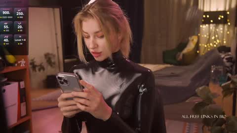 Anna online show from 11, 12, 2024