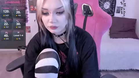 Snapshot of broodmommyy3 chatting on 10, 9, 2025 Martha online show from 10, 9, 2025