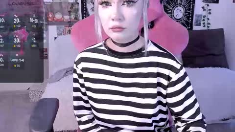 Snapshot of broodmommyy3 chatting on 26, 9, 2025 Martha online show from 26, 9, 2025