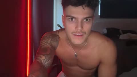 BrooklynTay online show from 2, 2, 2026