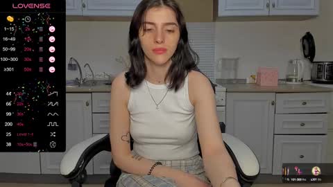 Snapshot of broosnica1 chatting on 13, 2, 2025 broosnica1 online show from 13, 2, 2025