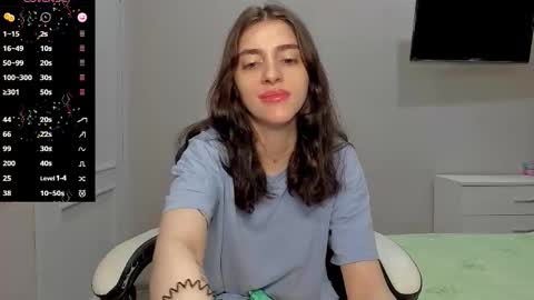 Snapshot of broosnica1 chatting on 12, 9, 2025 broosnica1 online show from 12, 9, 2025