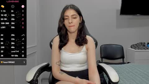 Snapshot of broosnica1 chatting on 9, 10, 2025 broosnica1 online show from 9, 10, 2025