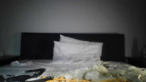 Snapshot of bropeb13 chatting on 4, 12, 2025 bropeb13 online show from 4, 12, 2025