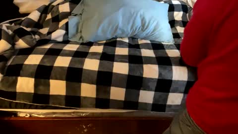 brownbootie1 online show from 9, 1, 2025