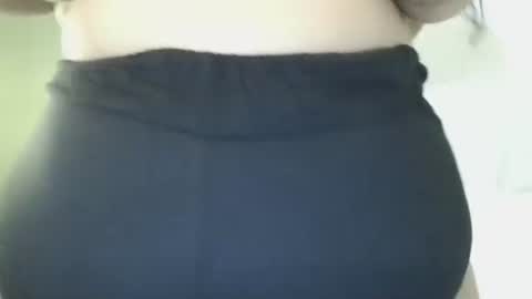 Snapshot of brownsugar0910 chatting on 10, 11, 2025 EtherealLilac online show from 10, 11, 2025