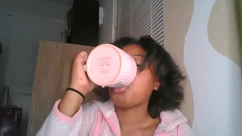 Brownsuagrcutie online show from 23, 10, 2025