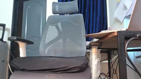 brownuncut3019 online show from 18, 3, 2026