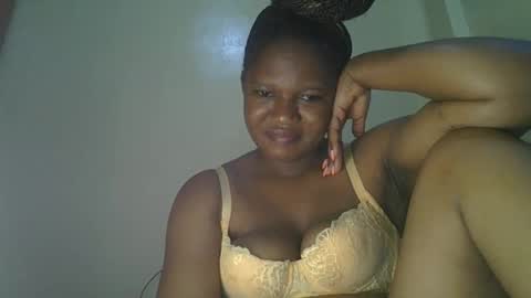 Snapshot of browny_kinky chatting on 5, 5, 2026 pitch online show from 5, 5, 2026