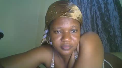 Snapshot of browny_kinky chatting on 7, 5, 2026 pitch online show from 7, 5, 2026