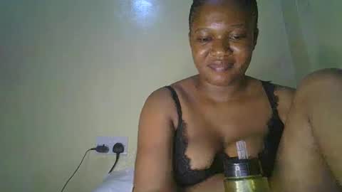 Snapshot of browny_kinky chatting on 11, 5, 2026 pitch online show from 11, 5, 2026