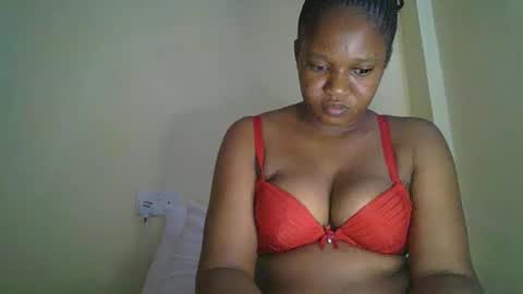 Snapshot of browny_kinky chatting on 19, 5, 2026 pitch online show from 19, 5, 2026