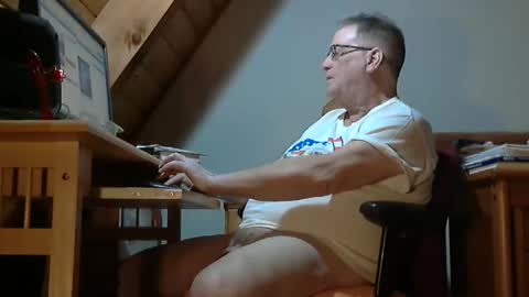 Snapshot of brubar chatting on 5, 4, 2026 brubar online show from 5, 4, 2026