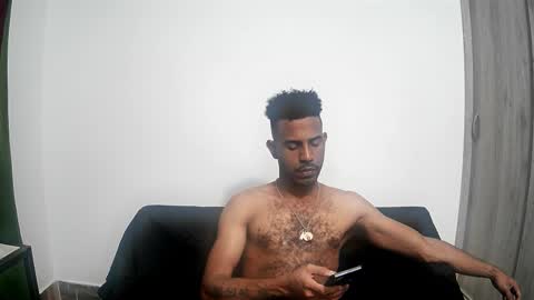 bruce_1111 online show from 22, 12, 2025