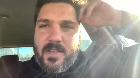 Snapshot of bruce_wayne34 chatting on 12, 1, 2025 Bruce Wayne online show from 12, 1, 2025