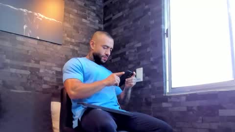 Snapshot of brucedallas chatting on 2, 10, 2025 brucedallas online show from 2, 10, 2025