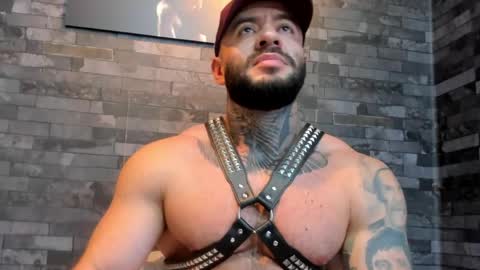 brucedallas online show from 31, 5, 2026