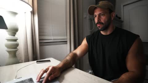 Snapshot of brucestryker chatting on 2, 10, 2025 onlyfans BRUCESTRYKER online show from 2, 10, 2025