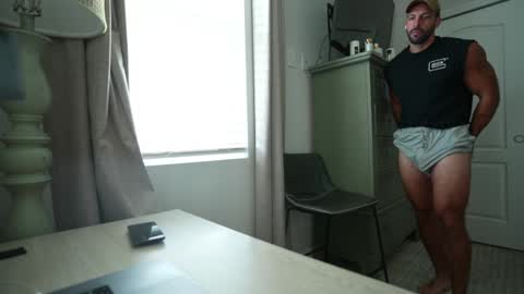 Snapshot of brucestryker chatting on 18, 10, 2025 onlyfans BRUCESTRYKER online show from 18, 10, 2025