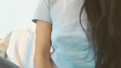 Snapshot of brunela chatting on 1, 12, 2025 brunela online show from 1, 12, 2025