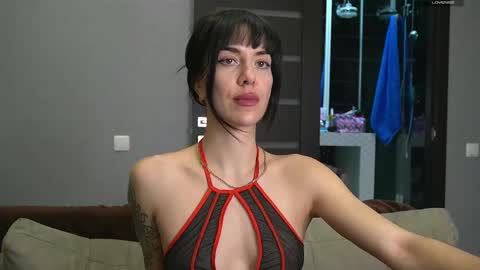 Snapshot of brunette_from_the_moon chatting on 5, 3, 2025 Alice online show from 5, 3, 2025
