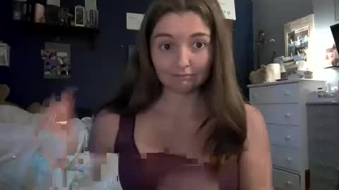 brunettebaby040 online show from 13, 10, 2025