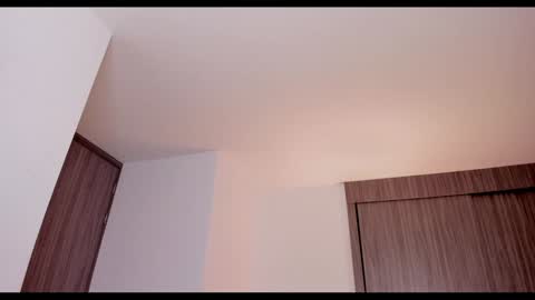     online show from 17, 12, 2024