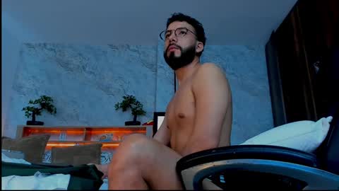 Andres Suarez online show from 9, 3, 2025