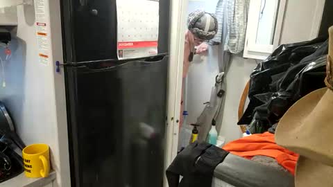 Snapshot of brushsquach chatting on 5, 12, 2025 Steve... aka SkinnieDippin aka TimberTramp online show from 5, 12, 2025