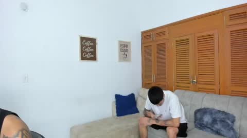 brutal_sex_room2k online show from 17, 5, 2026
