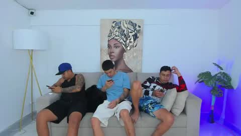 brutal_sex_room2k online show from 27, 5, 2026