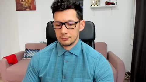 Brutus K online show from 16, 2, 2025