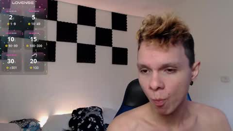 Snapshot of bryamado chatting on 12, 1, 2025 bryamado online show from 12, 1, 2025