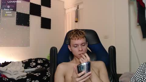 Snapshot of bryamado chatting on 21, 1, 2025 bryamado online show from 21, 1, 2025