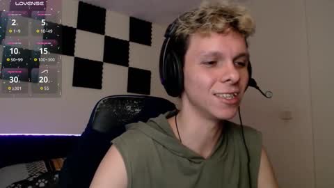 Snapshot of bryamado chatting on 6, 10, 2025 bryamado online show from 6, 10, 2025