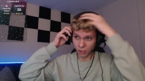 Snapshot of bryamado chatting on 10, 10, 2025 bryamado online show from 10, 10, 2025