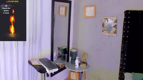 Snapshot of bryan_robayo5 chatting on 10, 6, 2026 Bryan online show from 10, 6, 2026