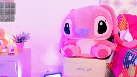 Snapshot of bryonny_ chatting on 5, 2, 2025 Carly online show from 5, 2, 2025