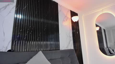 Bryxon  online show from 14, 1, 2025