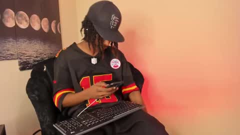 Bryxon  online show from 11, 3, 2025