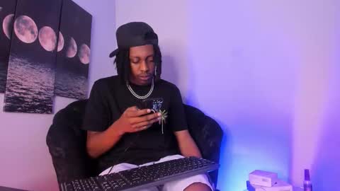 Bryxon  online show from 8, 9, 2025