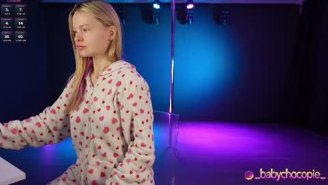 Snapshot of bubble__gum_ chatting on 18, 2, 2026 Bubble gum online show from 18, 2, 2026