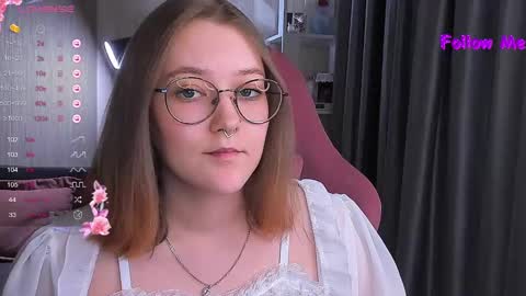 Snapshot of bubble_bunny chatting on 16, 2, 2025 Ruby online show from 16, 2, 2025