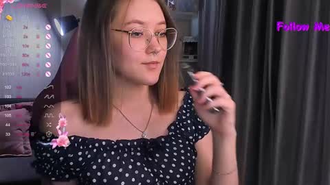 Snapshot of bubble_bunny chatting on 26, 2, 2025 Ruby online show from 26, 2, 2025