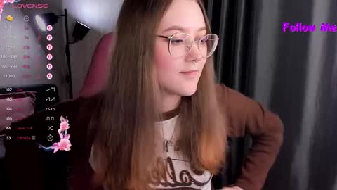 Snapshot of bubble_bunny chatting on 23, 11, 2025 Ruby online show from 23, 11, 2025