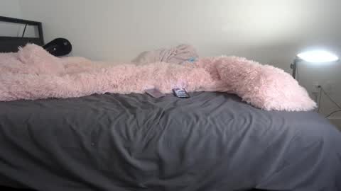 Snapshot of bubble_girl_lo chatting on 30, 4, 2026 Queen Lola XXX online show from 30, 4, 2026