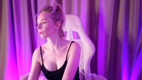 bubbling_crush online show from 10, 3, 2025