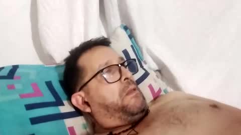 Snapshot of buchs32 chatting on 29, 10, 2025 buchs32 online show from 29, 10, 2025