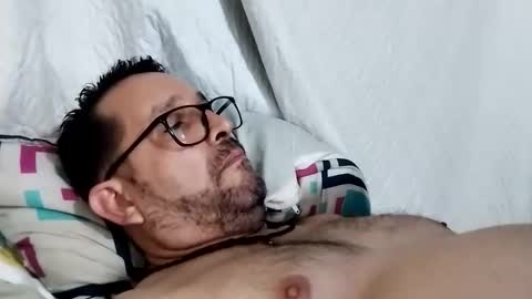 Snapshot of buchs32 chatting on 9, 11, 2025 buchs32 online show from 9, 11, 2025