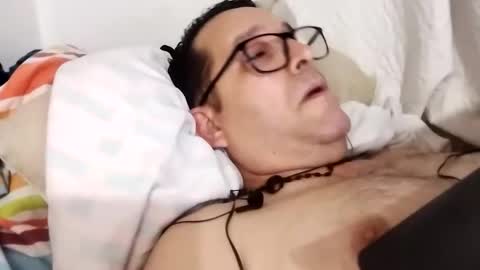 Snapshot of buchs32 chatting on 1, 12, 2025 buchs32 online show from 1, 12, 2025